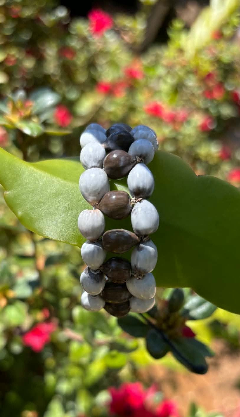 Jobstear Bracelet Tripple row with Macrame to Australia